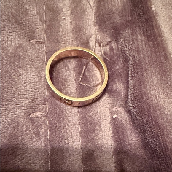 14k rose gold authentic Gucci  Women's Ring - Picture 2 of 8